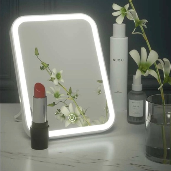 Make up stuff - Picture 1 of 5